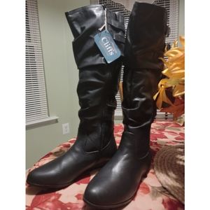 NWT! CLIFFS - By White Mountain Fayla